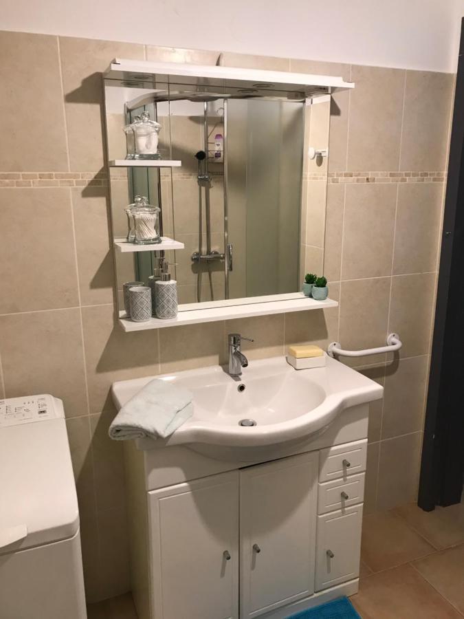 Studio Tout Equipe De 27M2, A 100M De La Mer, Et 500M Des Commerces Algajola  Luaran gambar