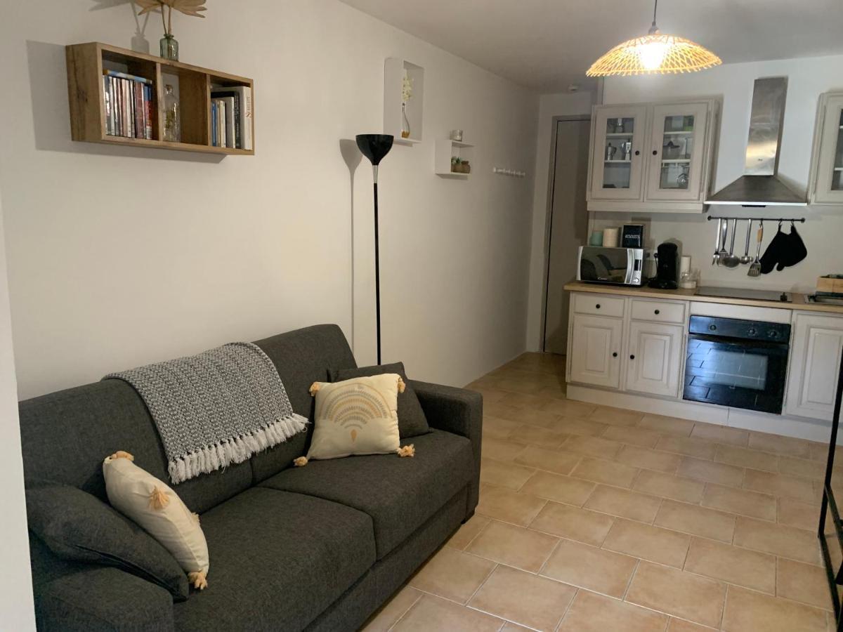 Studio Tout Equipe De 27M2, A 100M De La Mer, Et 500M Des Commerces Algajola  Luaran gambar